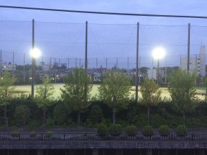 アッパルタメントプラート 運動場が見えます